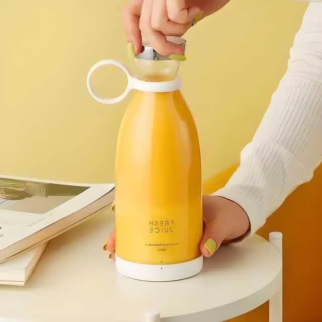 Portable USB Rechargeable Mini Juice Blender – 380ml Travel Juicer Bottle for Smoothies, Shakes & Fitness